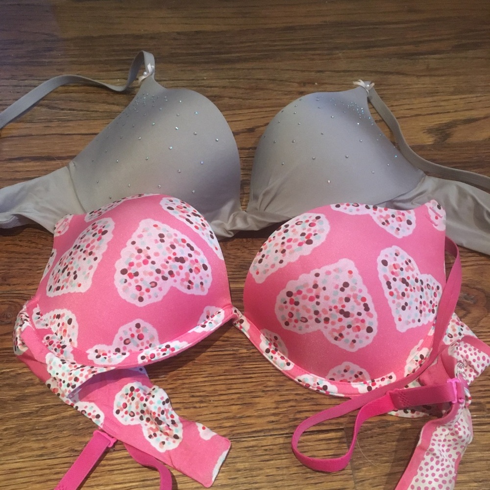 Victoria’s Secret push up bras, 32C